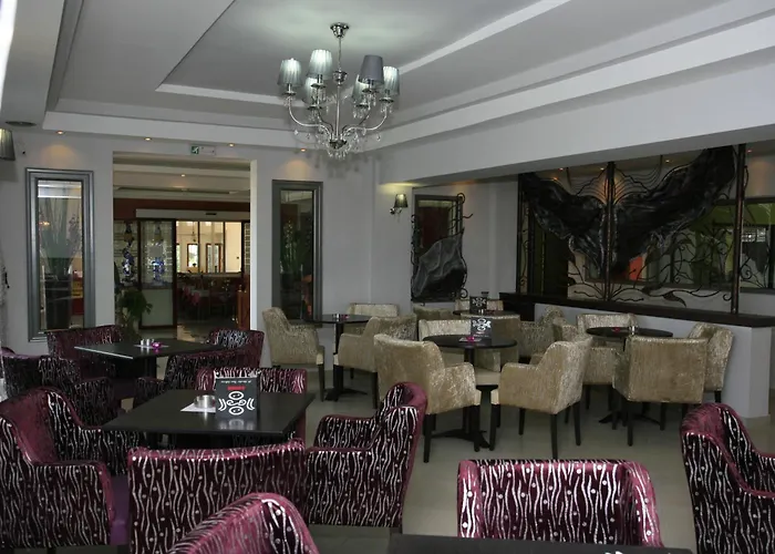 Hotel Skg Assembly Tesalónica